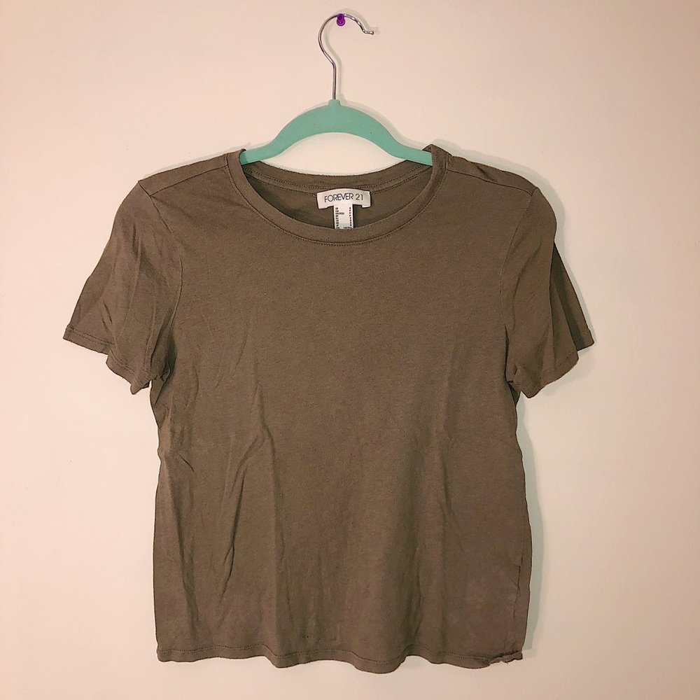 Forever 21 Tee Shirt